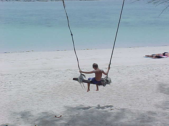 Swing on the beach :  (Thailand, The Travel Addicts)
