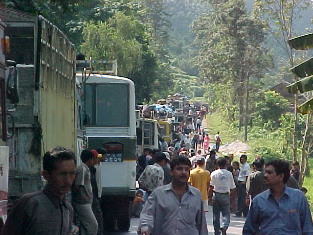 Accident ahead blocks the road for hours (Nepal, The Travel Addicts)