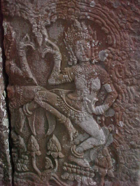 More dancers :  (Cambodia, The Travel Addicts)