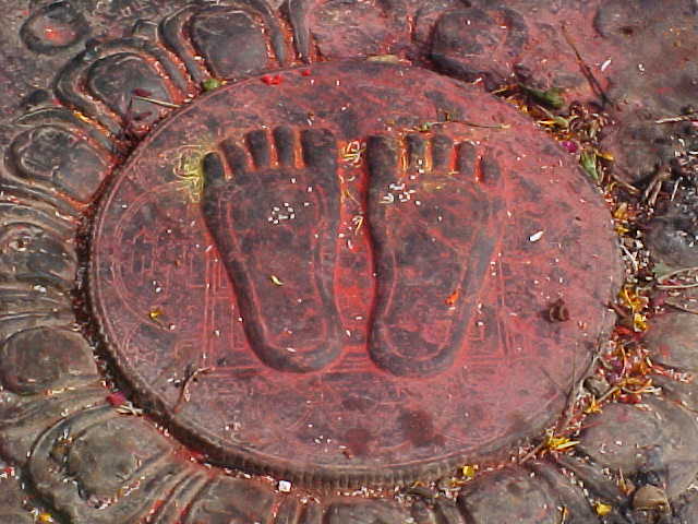 The Lord Buddha's footprint (Nepal, The Travel Addicts)