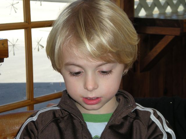DSCN0004.jpg-Handsome guy