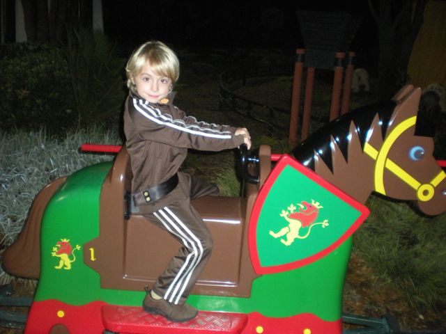 Knight in shining armour! : Back on the kids' favorite ride